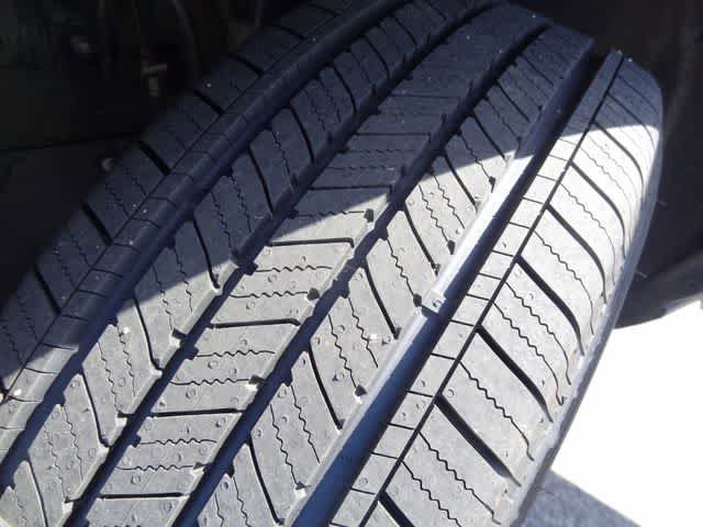 Certified 2024 Toyota RAV4 XLE FWD image 33