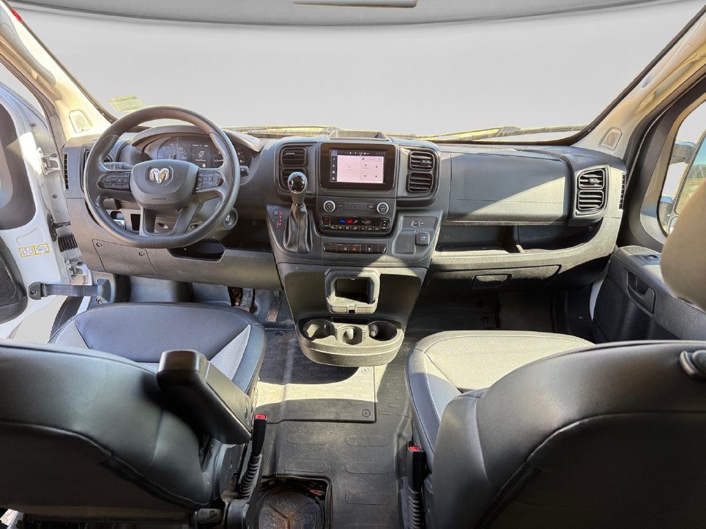 Used 2025 RAM ProMaster 2500 w/ Convenience Group FWD image 24