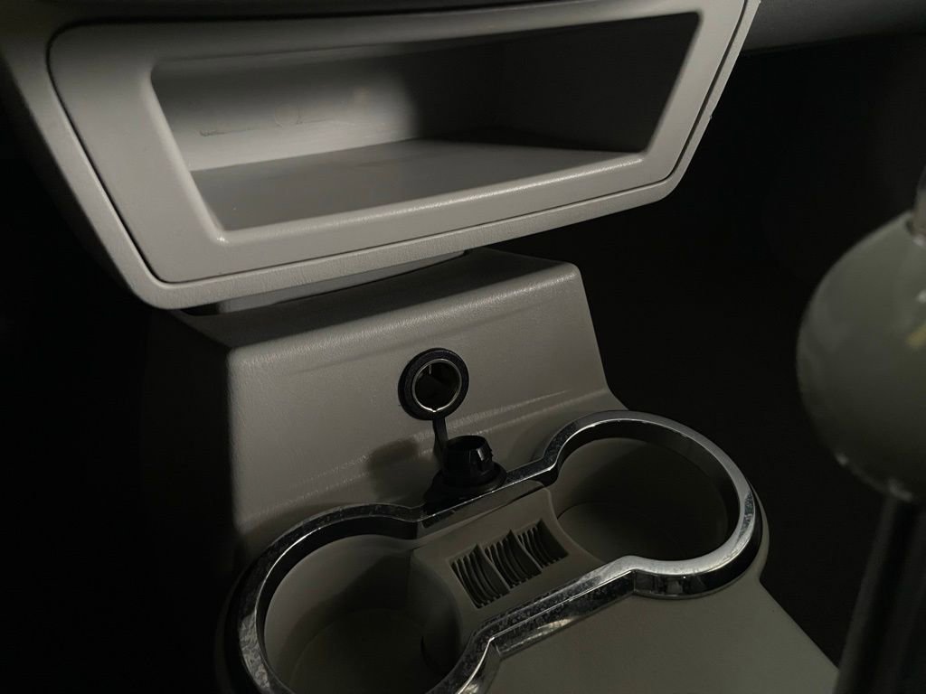 Used 2007 Chrysler PT Cruiser Convertible w/ Spring Special Group image 36