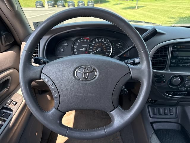 Used 2005 Toyota Sequoia Limited AWD/4WD image 21