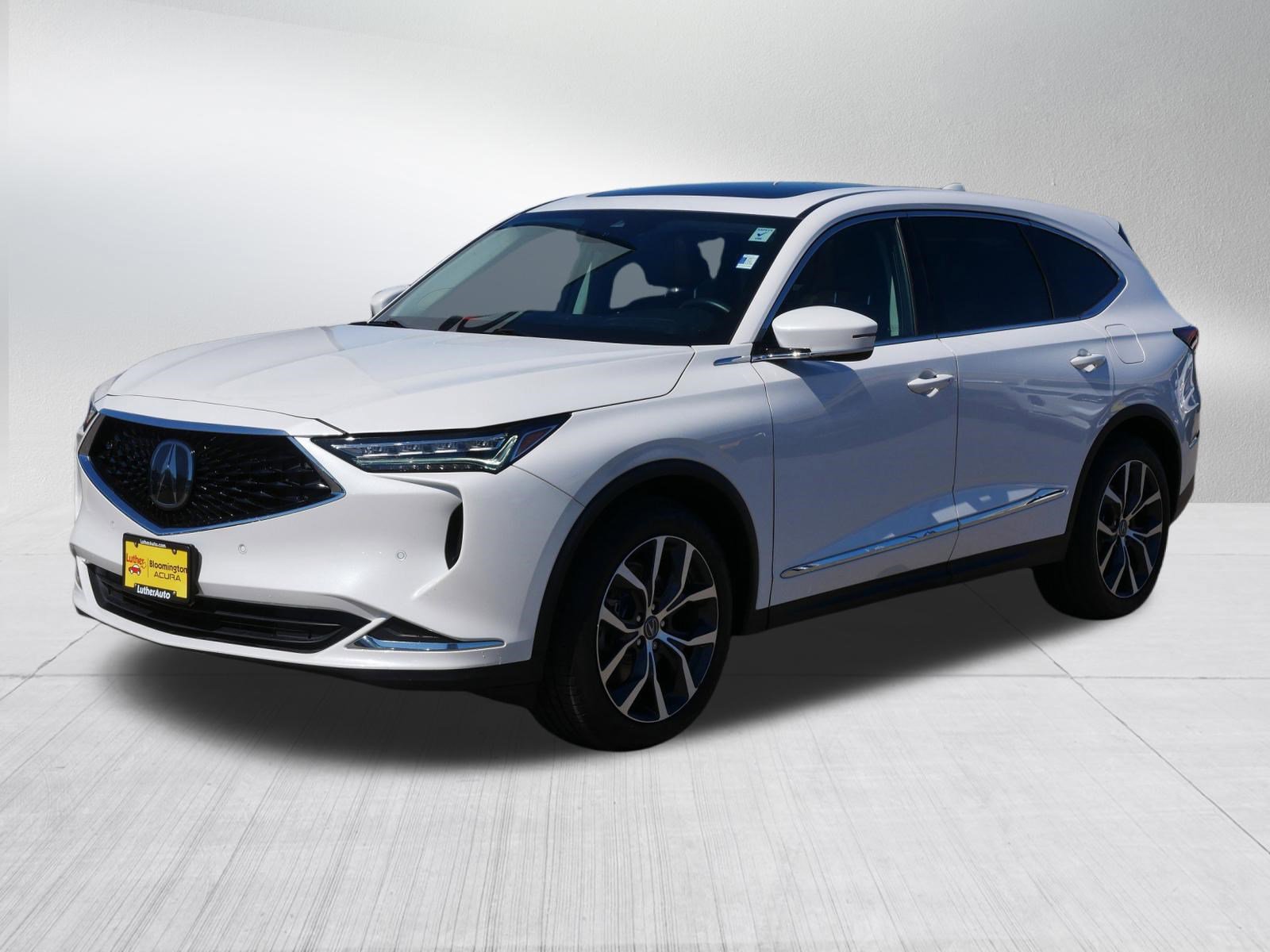 Used 2022 Acura MDX SH-AWD w/ Technology Package image 3