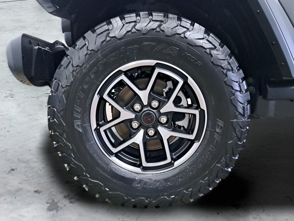 New 2026 Jeep Wrangler Unlimited Rubicon w/ Technology Group AWD/4WD image 28