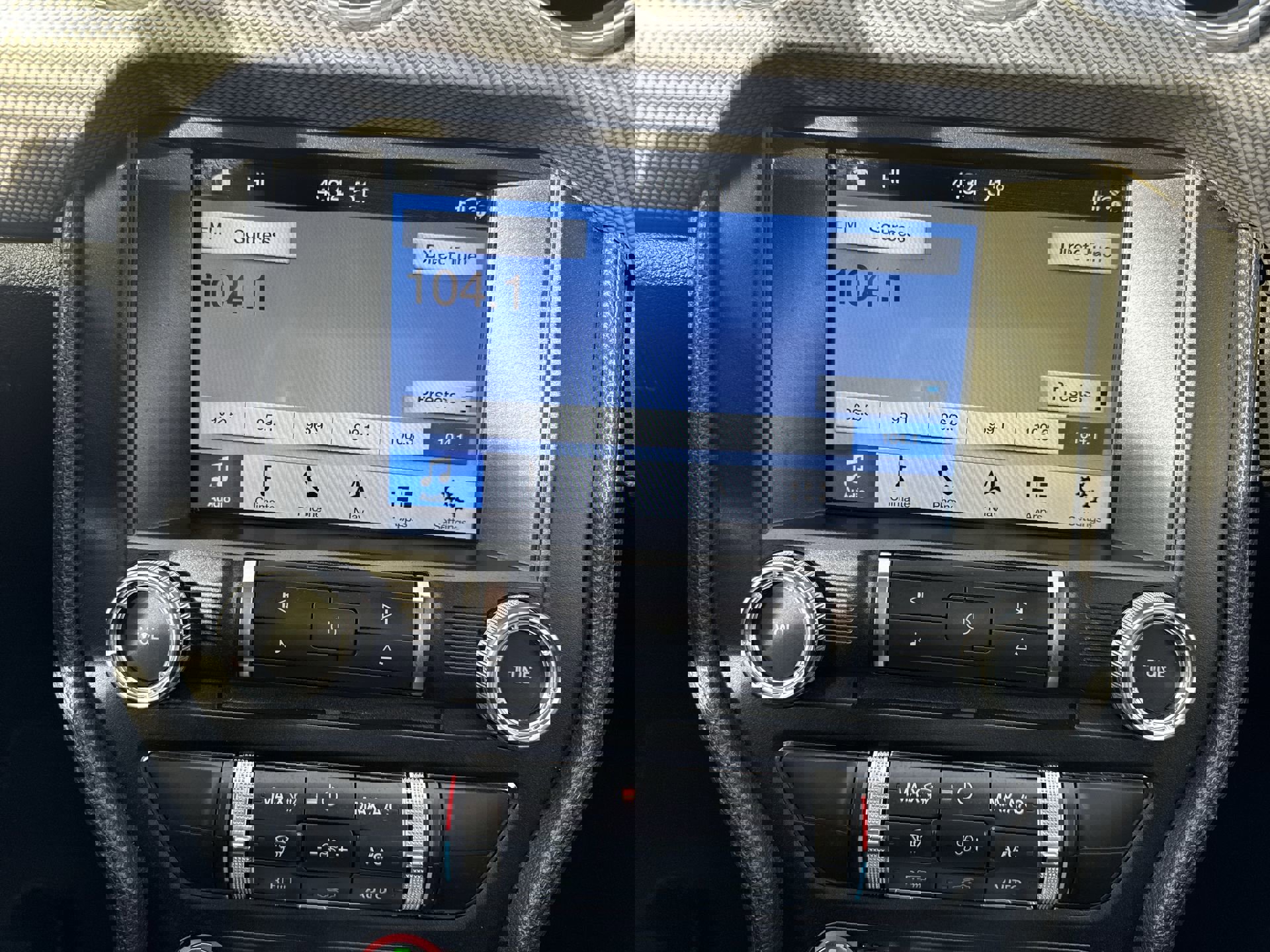 Used 2018 Ford Mustang Convertible w/ Equipment Group 101A image 16