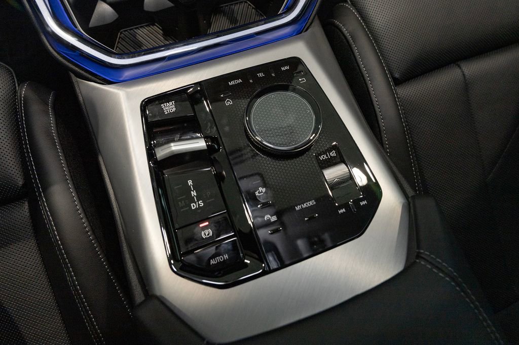 Used 2026 BMW X3 xDrive30 w/ M Sport Package image 16