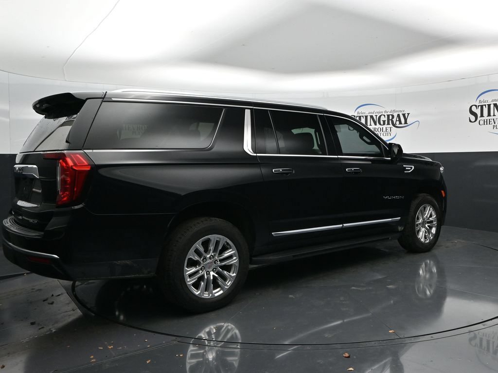 Used 2021 GMC Yukon XL SLT w/ Rear Media and Nav Package AWD/4WD image 7