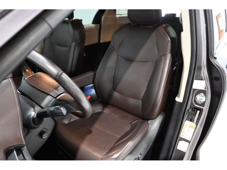 Used 2022 Toyota Sienna Platinum AWD/4WD image 14
