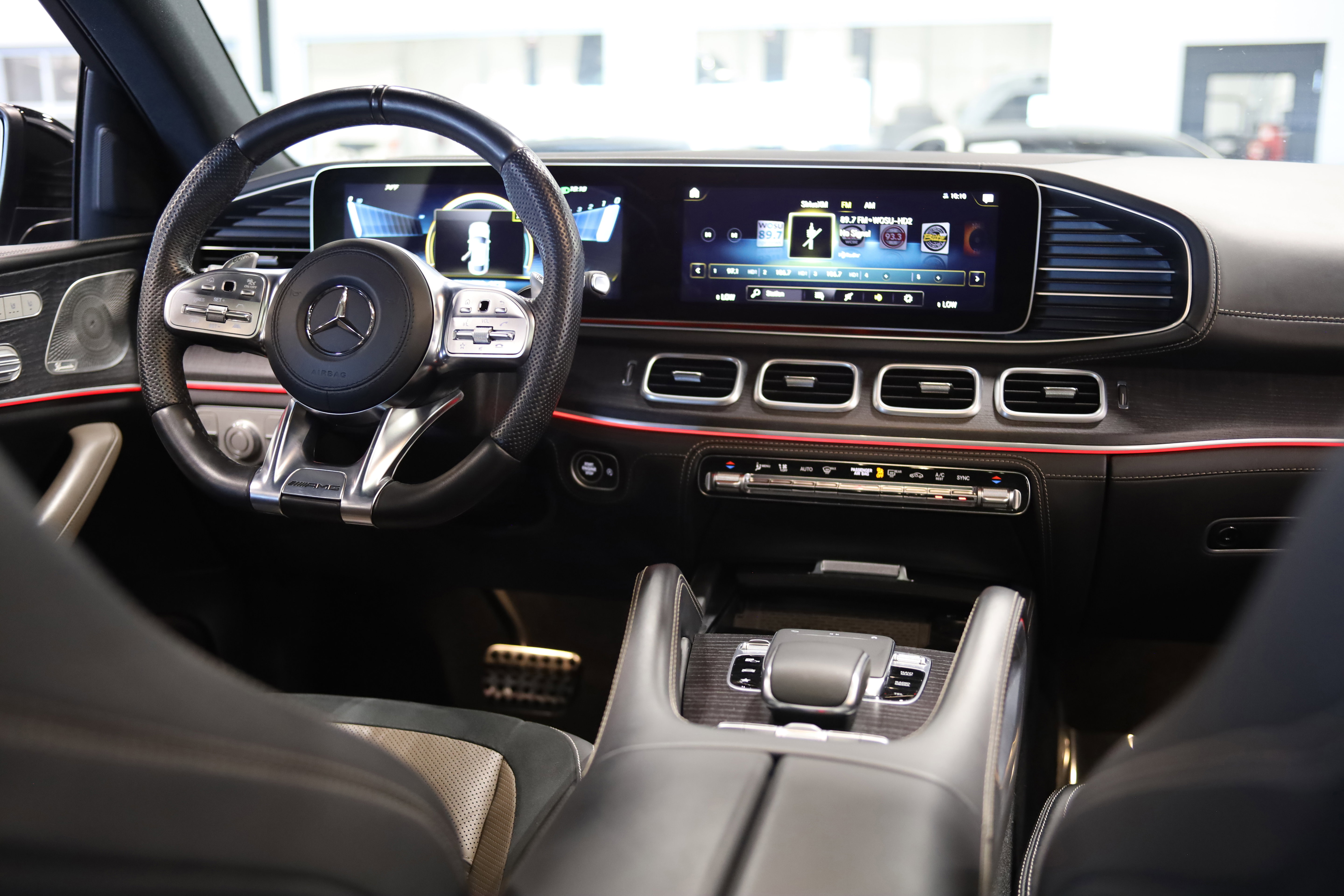 Used 2023 Mercedes-Benz GLE 53 AMG 4MATIC Coupe image 34