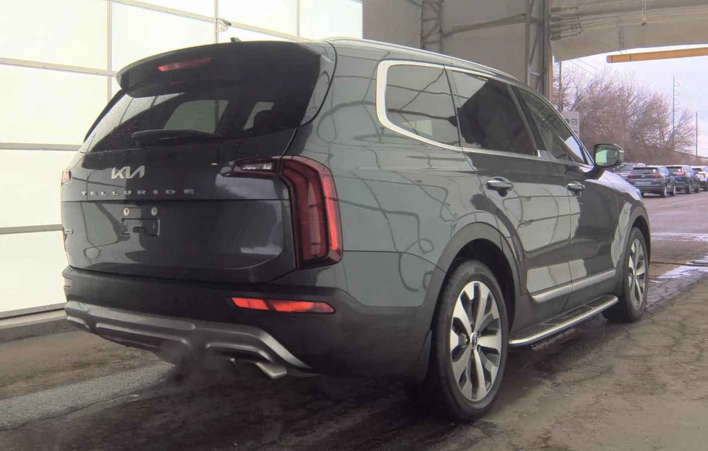 Used 2022 Kia Telluride S AWD/4WD image 47