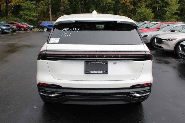 New 2026 Lincoln Nautilus Premier image 4
