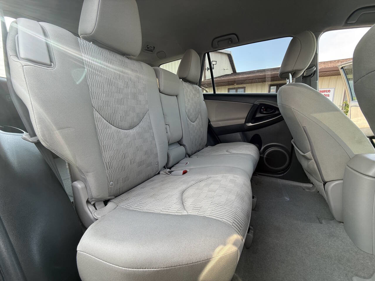 Used 2011 Toyota RAV4 4WD w/ Base L4 Extra Value Pkg image 11