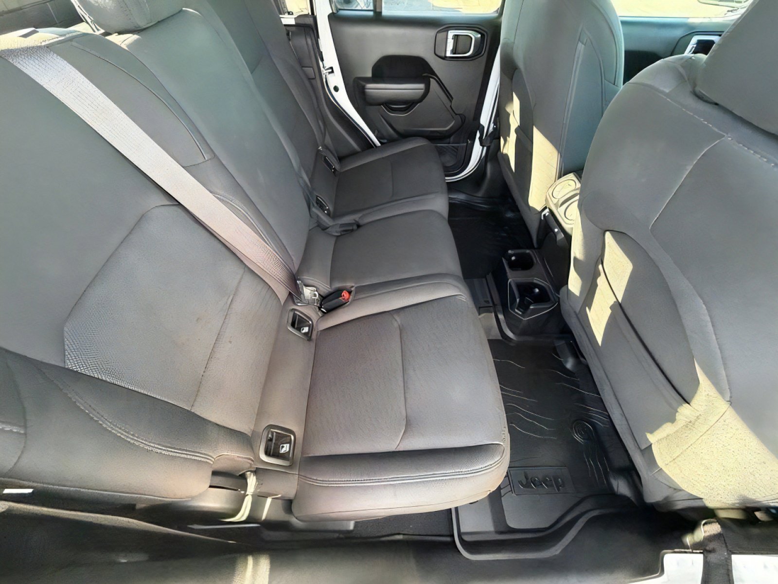 Used 2020 Jeep Gladiator Sport w/ Quick Order Package 24S AWD/4WD image 9