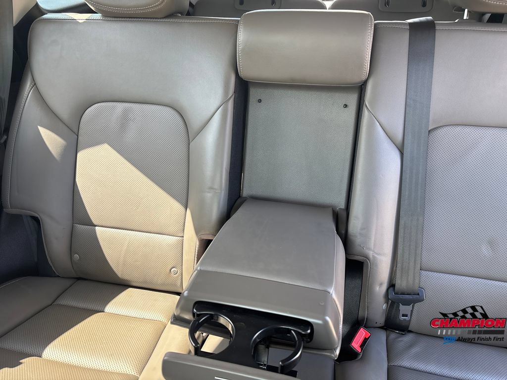 Used 2017 Hyundai Santa Fe AWD w/ SE Ultimate Tech Package 03 image 24