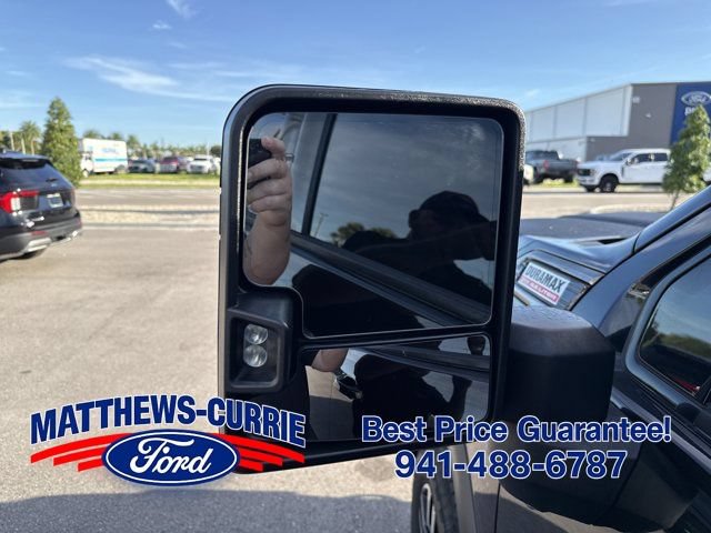Used 2022 GMC Sierra 2500 AT4 w/ AT4 Premium Plus Package AWD/4WD image 8
