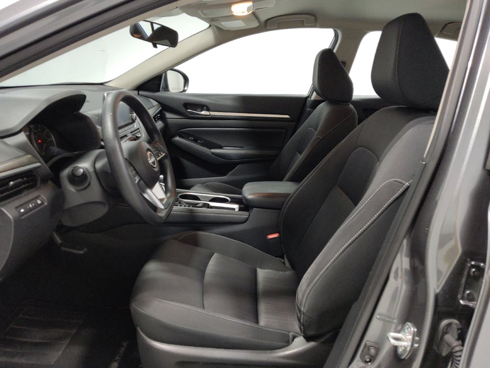 Used 2023 Nissan Altima 2.5 SV image 17
