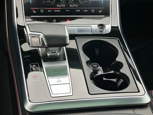 Used 2023 Audi RS Q8 w/ Black Optic Package image 5