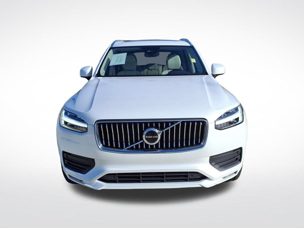 Certified 2023 Volvo XC90 B6 Core AWD/4WD image 2