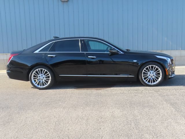 Used 2018 Cadillac CT6 Premium Luxury w/ Super Cruise Package AWD/4WD image 2