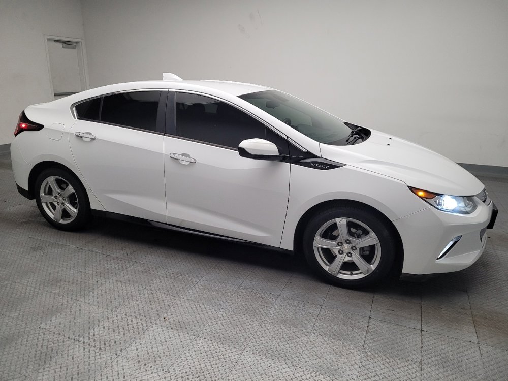 Used 2017 Chevrolet Volt LT w/ Comfort Package image 11