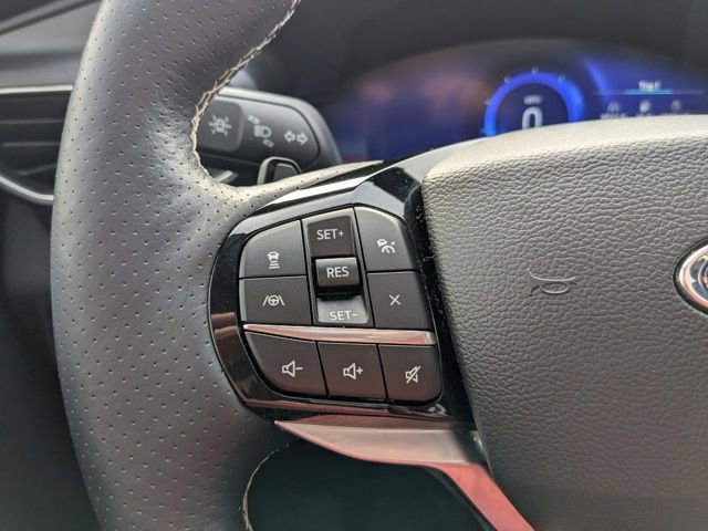 Used 2022 Ford Explorer ST w/ Equipment Group 401A image 7