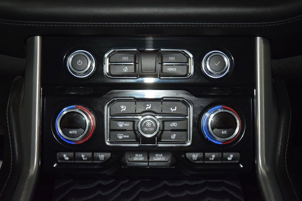 Used 2024 GMC Yukon XL Denali w/ Advanced Technology Package image 34