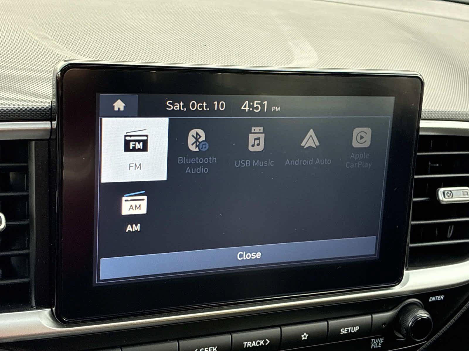 Used 2025 Hyundai Venue SEL FWD image 42