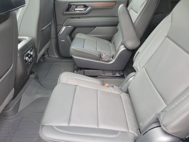 New 2026 GMC Yukon XL Denali w/ Denali Reserve Package AWD/4WD image 12