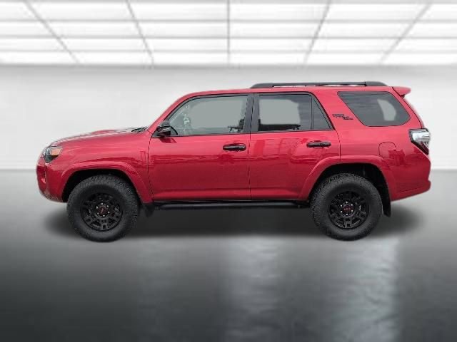 Used 2022 Toyota 4Runner TRD Off-Road Premium w/ Moonroof Package AWD/4WD image 35