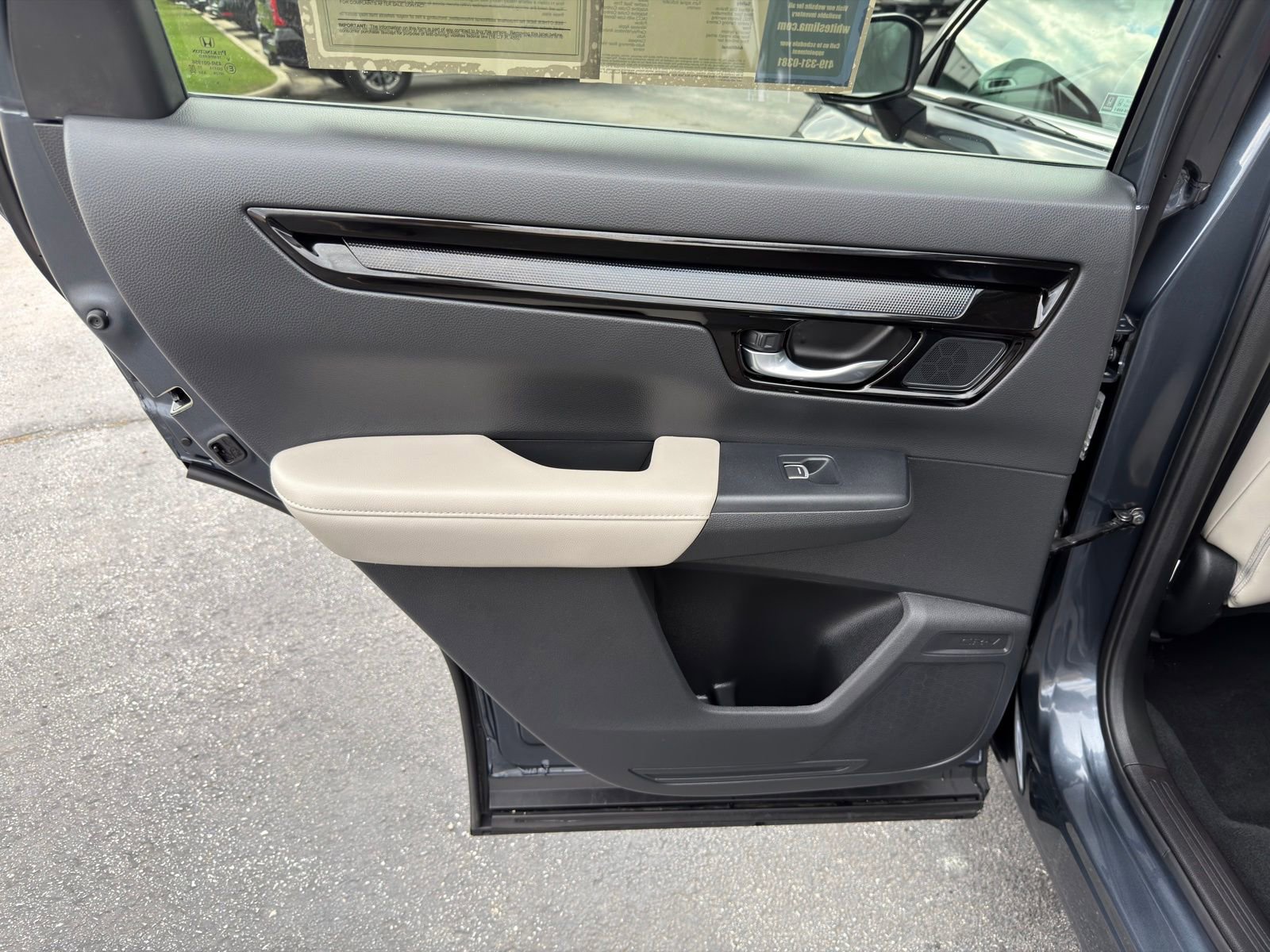 Used 2024 Honda CR-V EX-L image 32