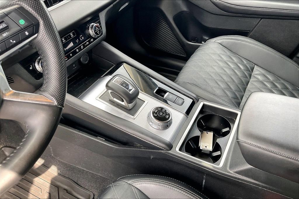 Used 2024 Mitsubishi Outlander SEL image 16