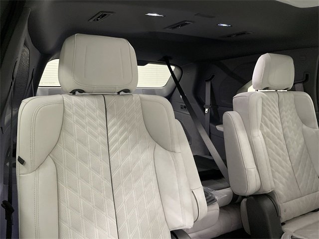 New 2025 Cadillac Escalade IQ Luxury 1 w/ LPO, Radiant Package image 25