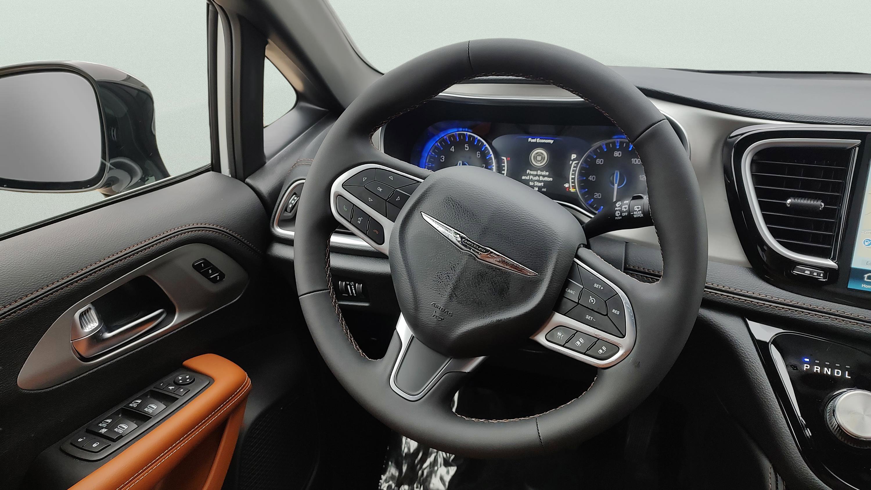 New 2026 Chrysler Pacifica Pinnacle image 21