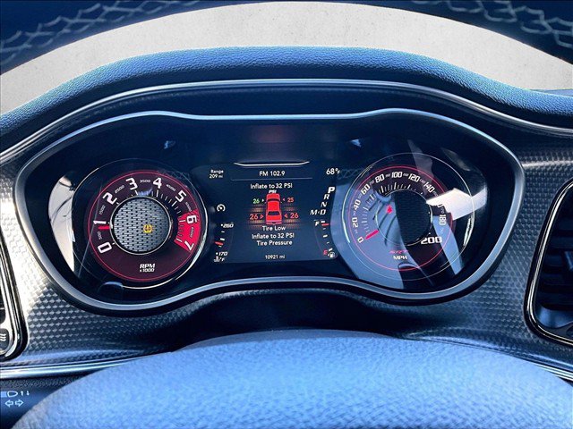 Used 2016 Dodge Challenger SRT Hellcat RWD image 20