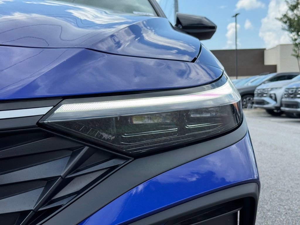 Used 2025 Hyundai Elantra Sport image 8