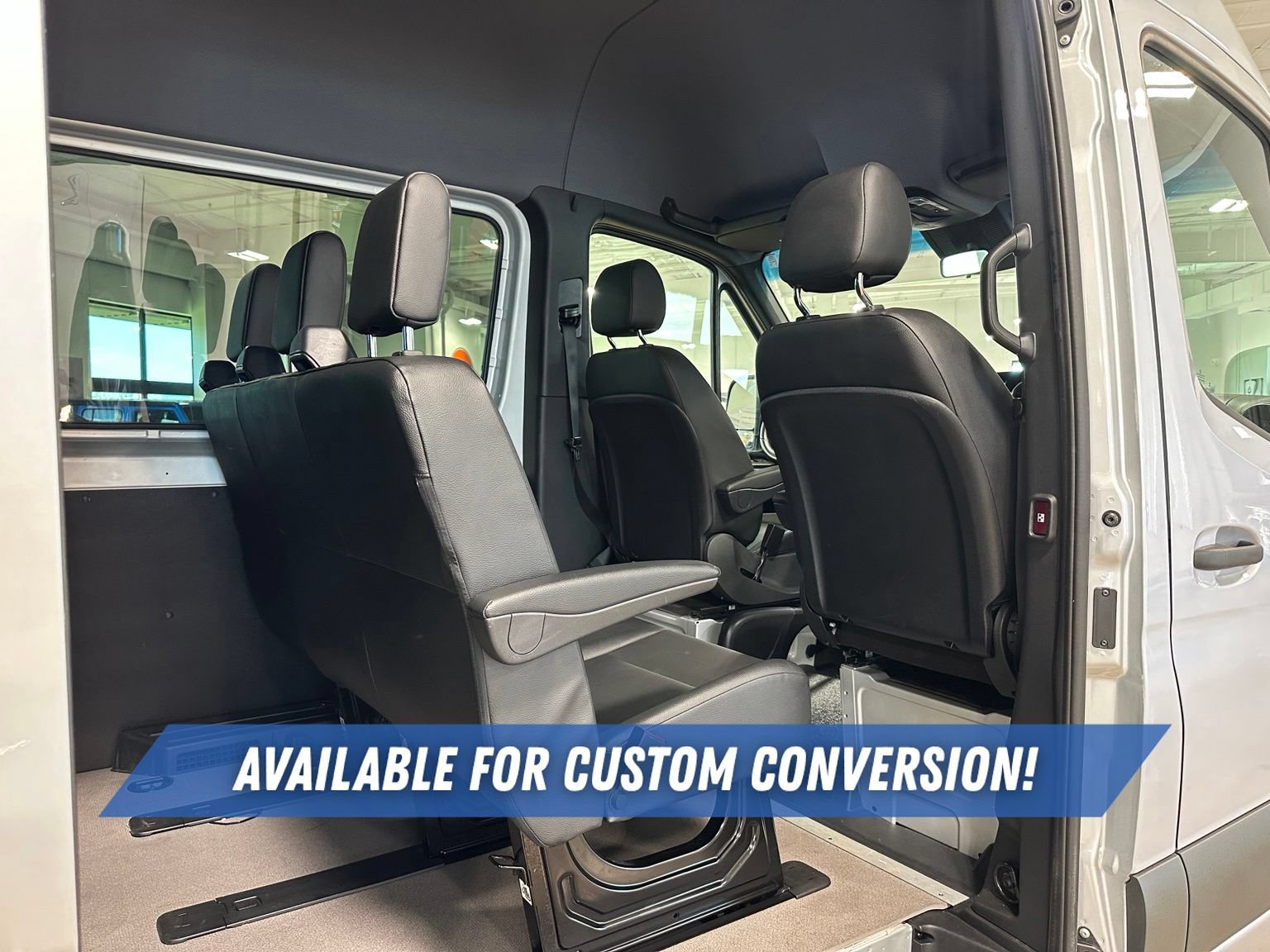 Used 2023 Mercedes-Benz Sprinter 2500 image 15