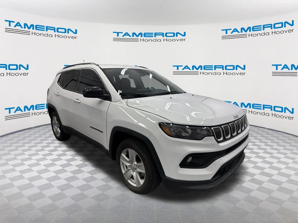 Used 2022 Jeep Compass Latitude FWD image 7