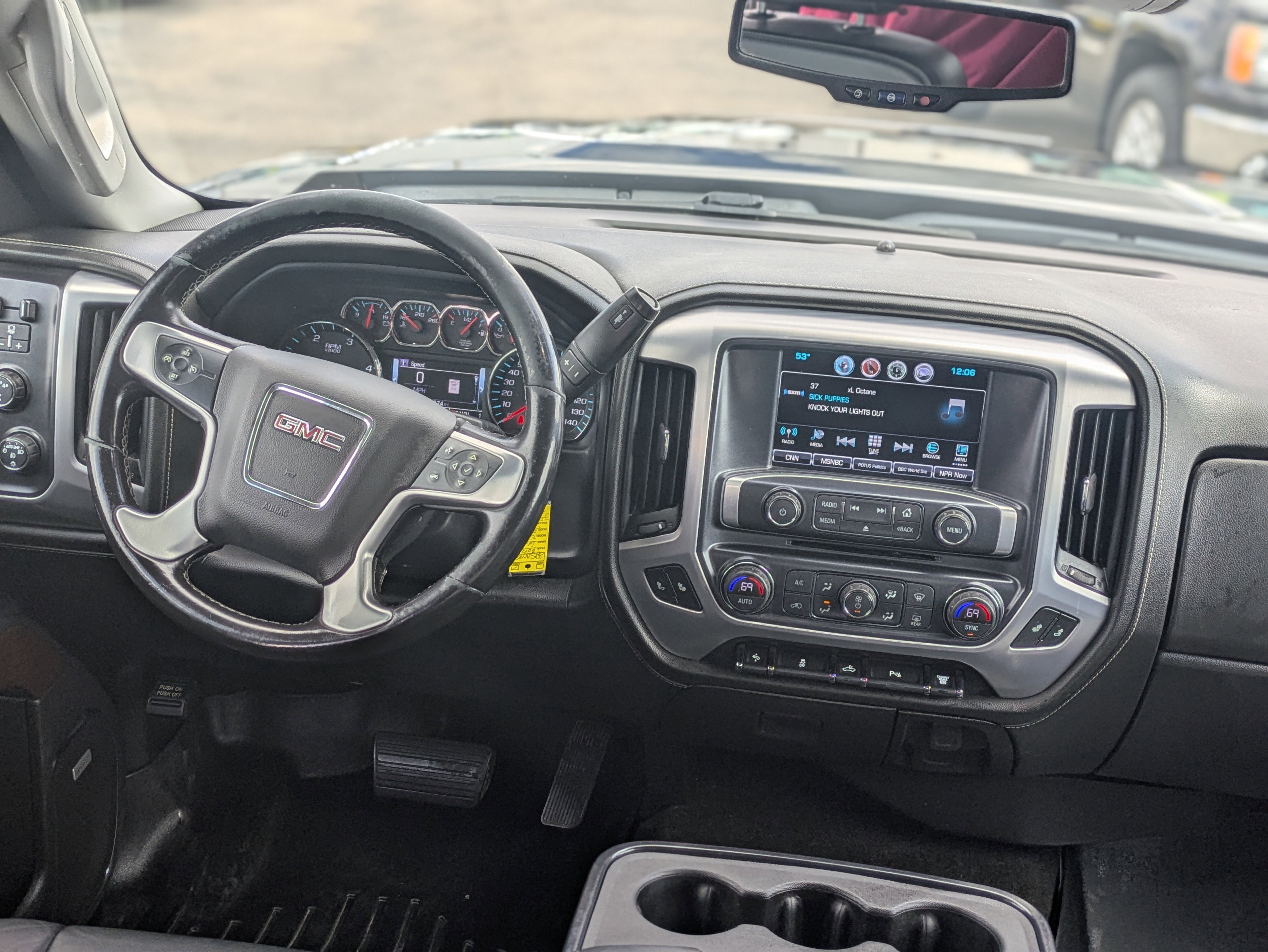 Used 2018 GMC Sierra 2500 SLT w/ Duramax Plus Package image 18