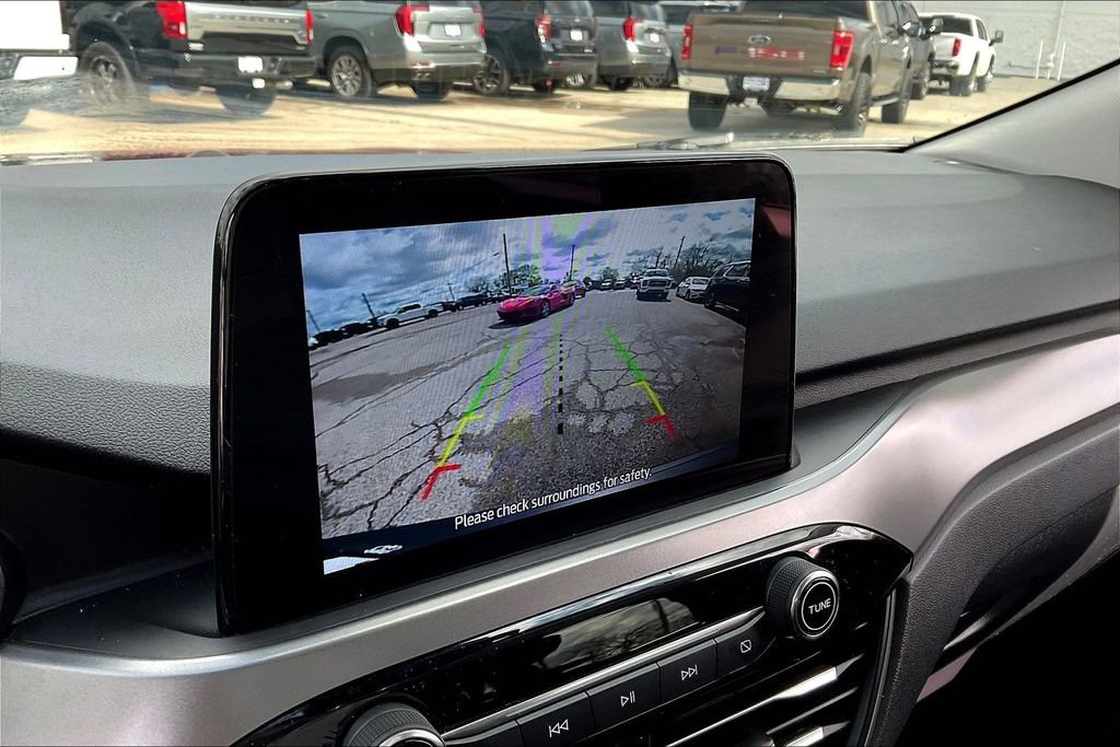 Used 2023 Ford Escape Active w/ Cold Weather Package FWD image 23