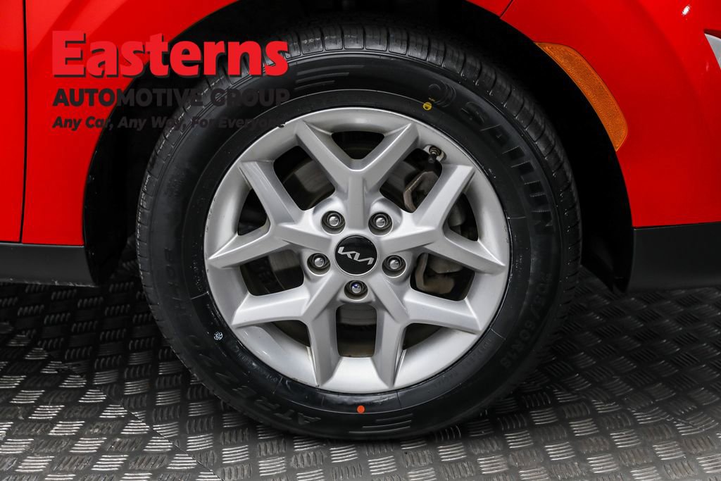 Used 2023 Kia Soul LX w/ Option Group 015 image 31