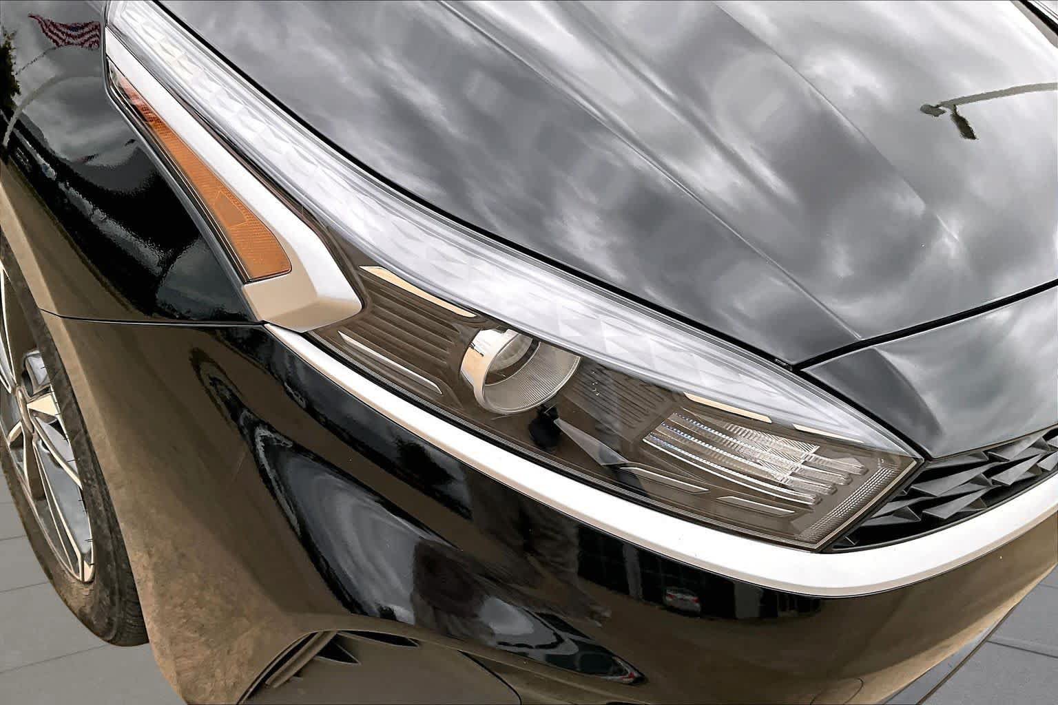 Used 2024 Kia Forte LXS FWD image 25