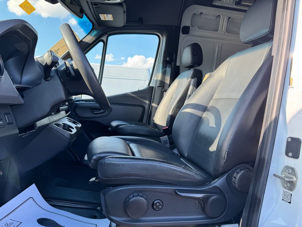Used 2020 Mercedes-Benz Sprinter 2500 image 16