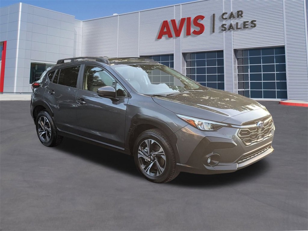 Used 2024 Subaru Crosstrek 2.0i Premium image 3