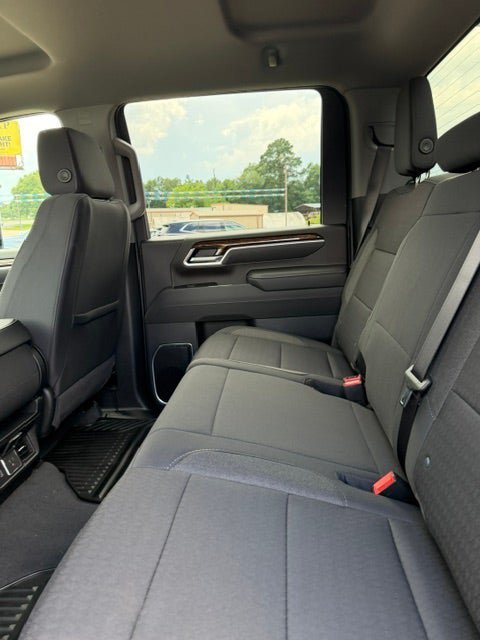 New 2026 GMC Sierra 2500 SLE w/ SLE Value Package; AWD/4WD image 17