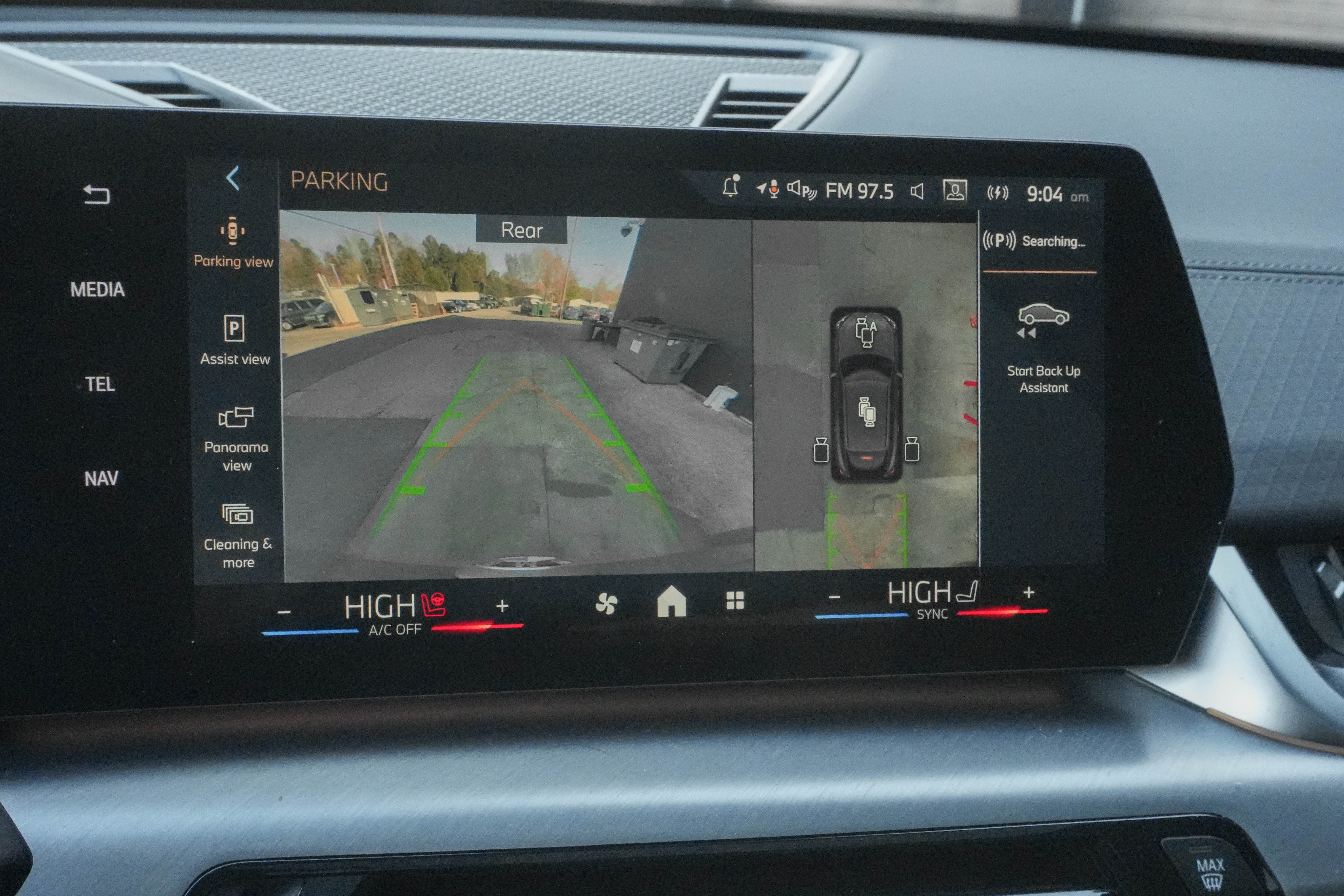 Used 2026 BMW X2 xDrive28i image 21