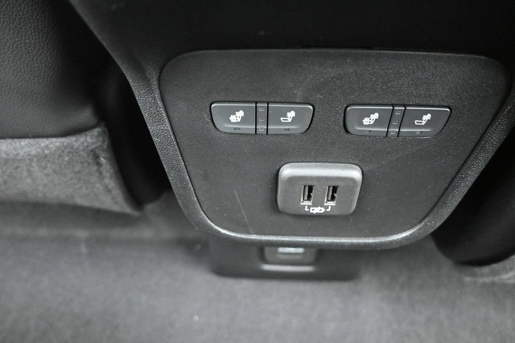 Used 2022 Chevrolet Equinox Premier FWD image 14