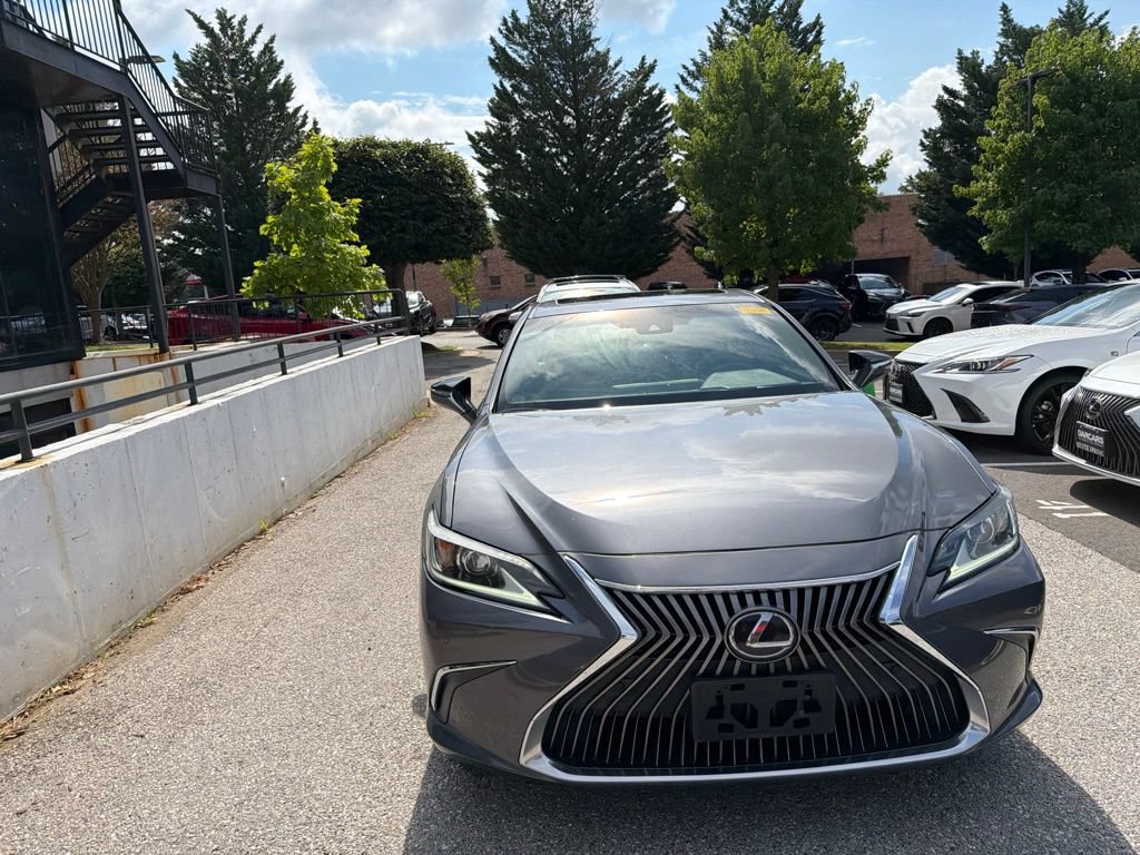 Used 2020 Lexus ES 350 w/ Premium Package FWD image 5