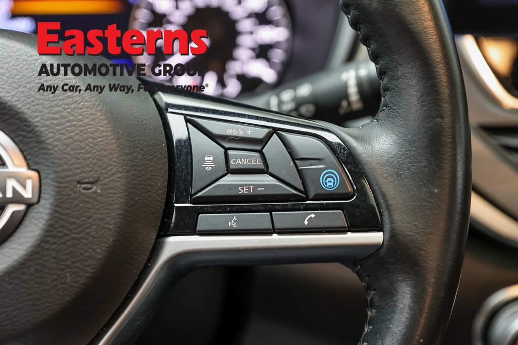 Used 2024 Nissan Altima 2.5 SV w/ SV Premium Package AWD/4WD image 16