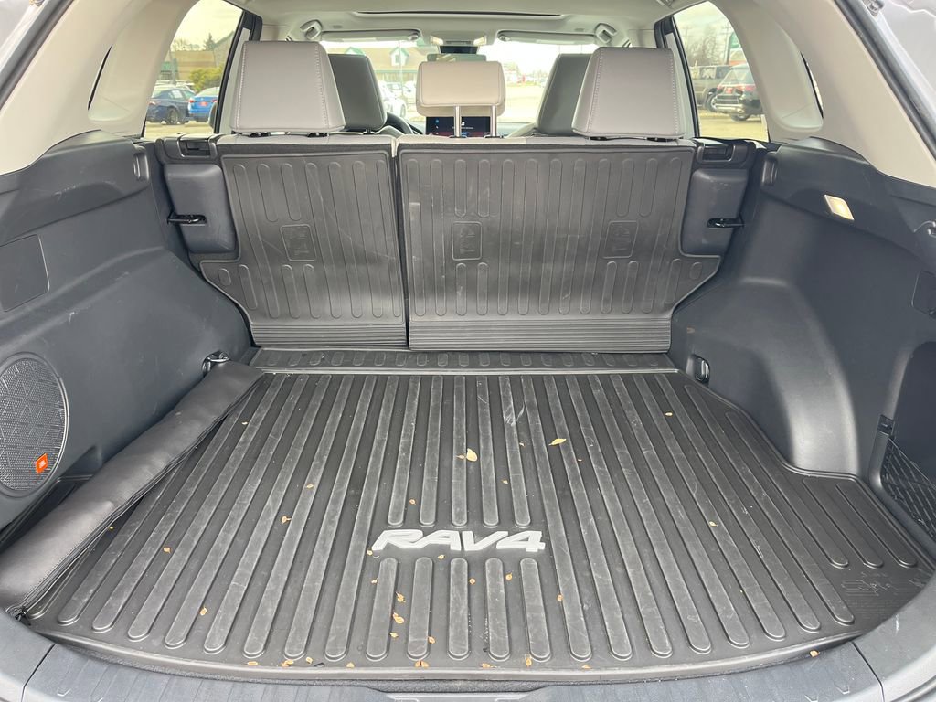 Used 2024 Toyota RAV4 Limited image 23