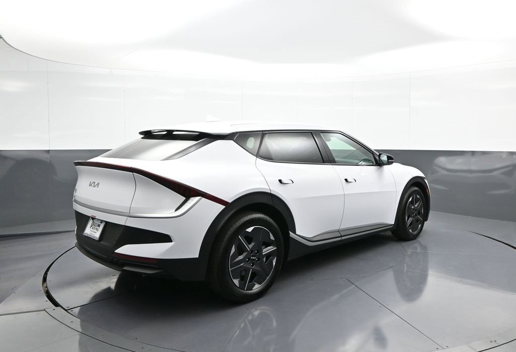 New 2025 Kia EV6 Light image 6