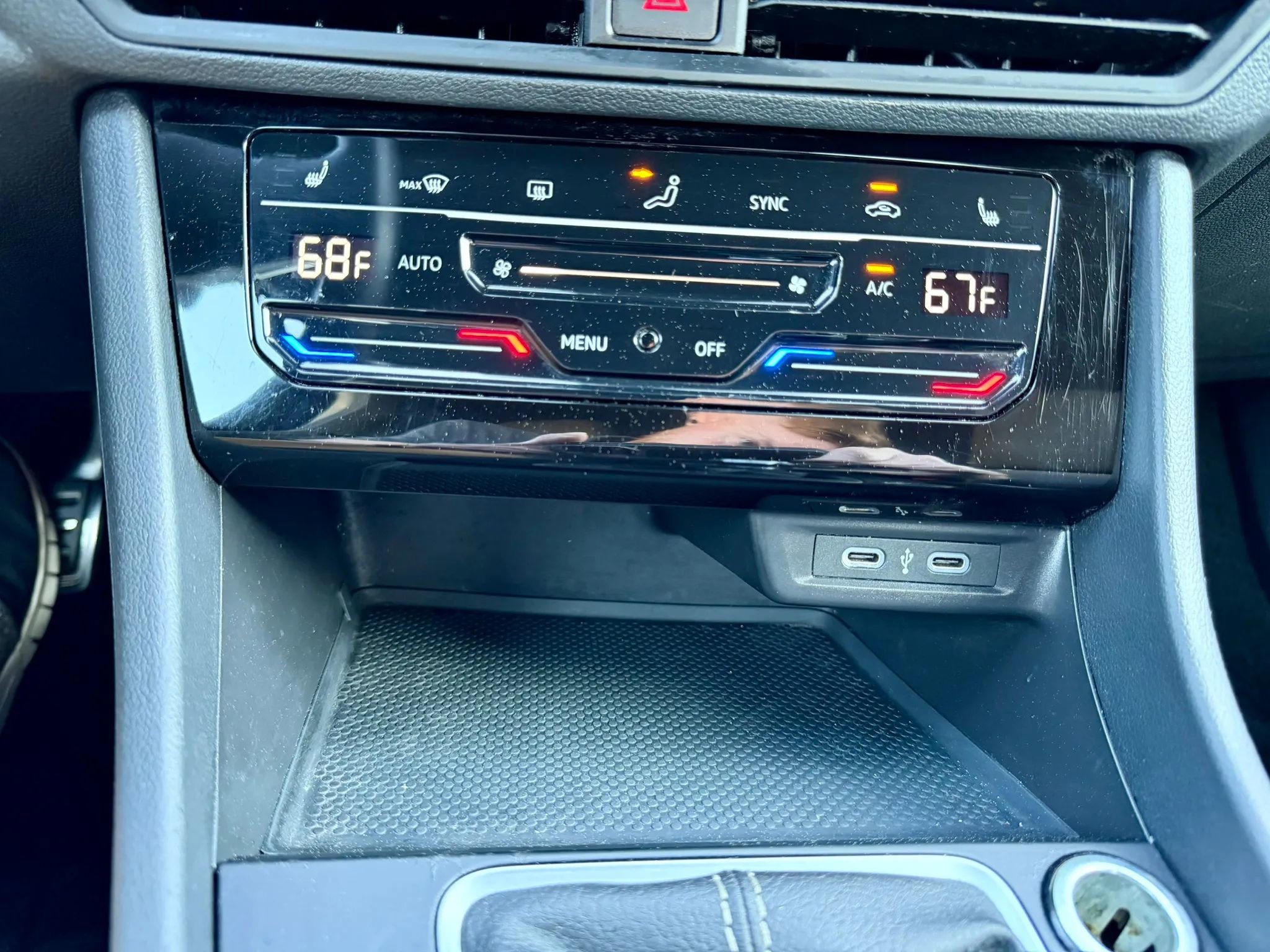 Used 2025 Volkswagen Jetta Sport image 24