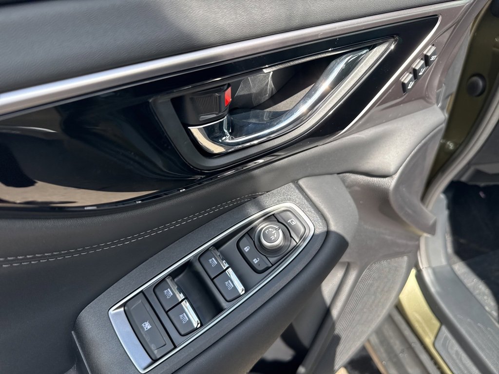 New 2025 Subaru Outback Touring XT image 9